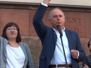 Zalewski: "PiS opierał przekaz na strachu. Dlatego tak trudno przebija się przesłanie oparte na miłości"