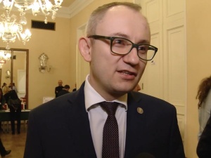 Poboży: "Na miejscu PO, zamiast szukać kogo jeszcze dokleić do egzotycznej koalicji, żeby zbliżyć się..."