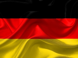 Bundestag zaostrza przepisy o obywatelstwie. Paszport może zostać odebrany terrorystom i poligamistom