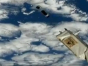 [video] Niesamowite. Zobacz jak polskie satelity zostają umieszczone na orbicie w pokładu ISS