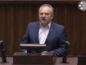 [video] "Nie możecie z Westerplatte robić śmietnika!". Marek Jakubiak ostro do posłów PO w Sejmie 