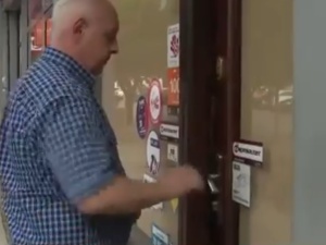 [video] Dobre. Arłukowicz pomylił osoby? Właściciel sklepu z którego wychodził p. Andrzej: "Wspieram PiS"