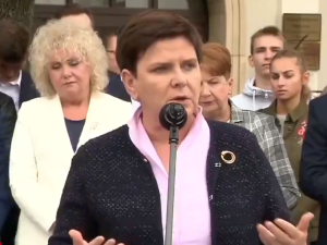 [Wideo] Beata Szydło w Węgrowie: Jesteśmy po to, żeby wam służyć