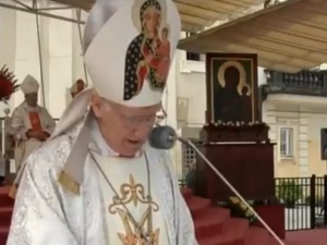 [video] Bp Dec na Pielgrzymce Radia Maryja: Mówimy NIE szkodliwej dla rodziny i narodu ideologii gender