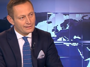 "Strefa wolna od LGBT". Rabiej atakuje PiS i biskupów