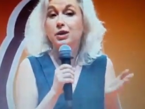 Gretkowska:"Mam znajomych, którzy po przebudzeniu biegną do internetu sprawdzić, czy prezes jeszcze żyje"