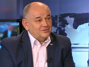 "W poczuciu odpowiedzialności...". Mazguła rozważa start w wyborach. Internauci nie przebierają w słowach