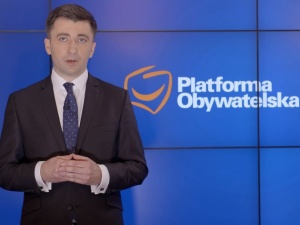 Janusz Szewczak: Nic dziwnego, że w PO i KO głowa chora, kiedy słuchają takiego doktora