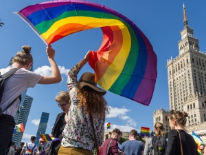 LGBT ruga podczas marszu Koalicję Obywatelską