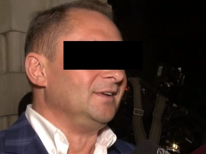 Sąd zdecydował: nie będzie aresztu dla Kamila D. Znany dziennikarz wychodzi na wolność