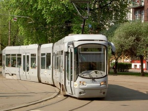 Nakleiła na kabinie w tramwaju naklejkę LGBT. Gdy motorniczy zareagował, wyzwała od homofobów