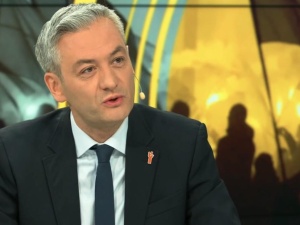 Biedroń: "Chcę usłyszeć w twarz, że jestem tęczową zarazą". Arcybiskup Jędraszewski odpowiada