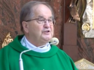 "Jak kardynał Wyszyński". Ojciec Rydzyk zabrał głos w obronie abp. Jędraszewskiego