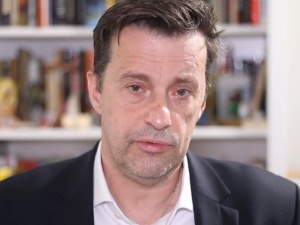 Gadowski: "Dyr. Muzeum Auschwitz ciągle zwleka z decyzją. Rozpuszczane są pogłoski o "marszu faszystów""