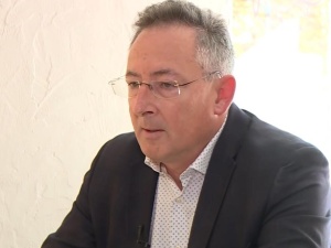 B. Sienkiewicz myli dziennikarza z ministrem. Red. Wybranowski: "Może i budki pod ambasadą pomylił"