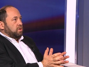Dziennikarz Gazety.pl o Hartmanie w Sputniku: "Dno i dwa metry mułu"