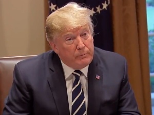 Jacek Matysiak: Szermierka Trumpa: od Chin do Polski...