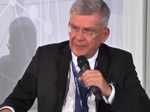 S. Karczewski: J. Kaczyński dba, by nam się nie pokręciło w głowie
