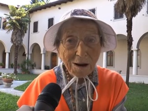 95-letnia kobieta dotarła pieszo z Włoch do Częstochowy