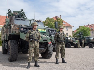 [Sondaż] Większość Polaków uważa, że organizacja defilad poza Warszawą to dobry pomysł