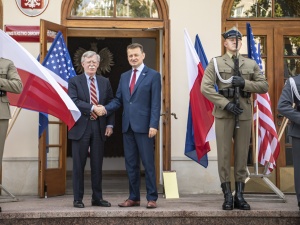 Szef MON: Zwiększanie liczebności wojsk USA w Polsce przebiega nawet szybciej niż zakładaliśmy