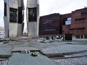 Kerski lekceważy Instytut Dziedzictwa Solidarności: "Alternatywna instytucja"...