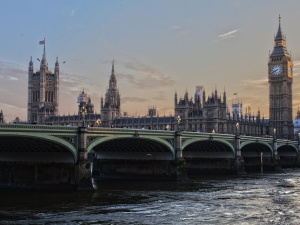Kolejna klęska Borisa Johnsona. Twardy brexit zablokowany