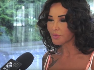 Eva Minge: Lepiej mieć zarzuty braku konta i kota za partnera, niż gustować w cudzych żonach i mężach
