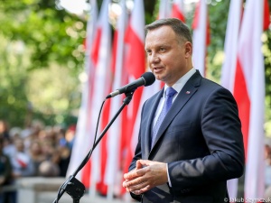 "Skoro uroczystość się już zakończyła...". Prezydent opowiedział anegdotę o Mariuszu Błaszczaku