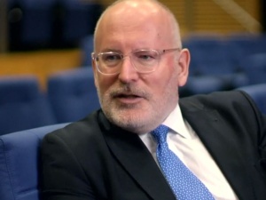 Nowe rozdanie w KE. Timmermans nie będzie się już zajmował praworządnością, ale... klimatem