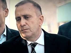 Jak żart! Schetyna prosi „pisowską szarańczę” o przeciwdziałanie językowi nienawiści