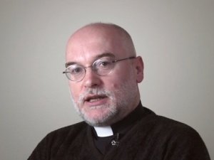 Ojciec Kowalczyk: Kalkuluje, czy opłaca się Jachirę z listy wyrzucić. Na myślenie, co jest przyzwoite...