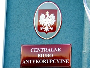 Wystawiali fikcyjne faktury na blisko 500 milionów zł. CBA rozbiło kolejną grupę przestępczą