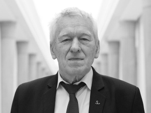 Jutro wieczorem ulicami Warszawy przejdzie kondukt żałobny ku czci Kornela Morawieckiego