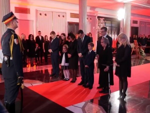 [video] W Sali Kolumnowej Sejmu RP trwa uroczystość pożegnalna Kornela Morawieckiego