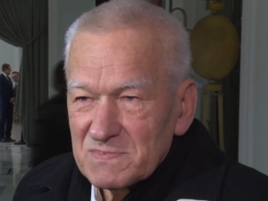 Solidarność Walcząca wzywa do podpisywania: Kornelu! Zobowiązujemy się rozżarzoną przez Ciebie żagiew...