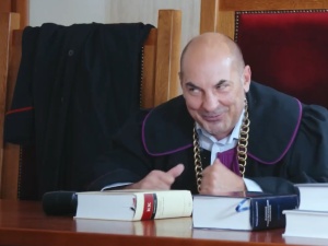 Skandal! "Iustitia" publikuje przed wyborami spot o charakterze politycznym. Apolityczni sędziowie?