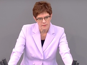 Niemiecka szef MON: Od Nord Stream 2 nie ma odwrotu