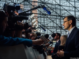 Premier w Brukseli: Krótkowzroczne zamykanie drzwi przed małymi państwami jest błędem