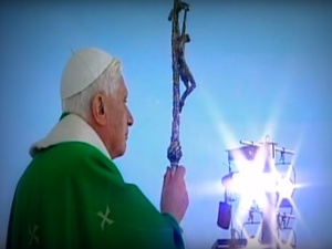 Benedykt XVI: Nowa ewangelizacja nie może się odbywać kosztem wierności nauczaniu Kościoła