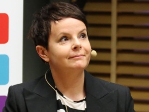 "Żenada i brak wiedzy o mediach, o świecie". Po nagonce na ks. Szydło dziennikarka atakuje… prawicę