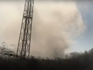 [video] Znowu płonie składowisko śmieci. Tym razem w Gorlicach. Trwa akcja gaśnicza