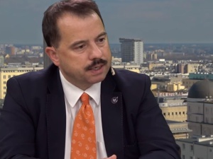 Złamany bark, zmiażdżone kolano, skomplikowana operacja... Ciężki stan kobiety potrąconej przez polityka