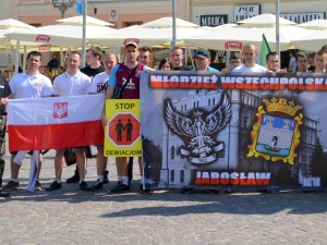 Prokuratura przesłucha 501 osób, które miały się podpisać na listach Młodzieży Wszechpolskiej