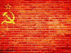 Prawy Sierpowy: Komuna znów jest na ulicach