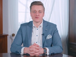 Bartosz Lewandowski: Denis Lisov z córkami wracają do Rosji