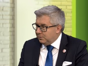 Czarnecki w punkt? "Tusk zmusił Polaków do dłuższej pracy, a sam zostanie emerytem w wieku 62 lat"