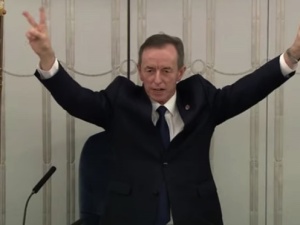 PiS chciało pozyskać prof. Grodzkiego? Stanisław Karczewski zaprzecza: Niech pan powie kto pana kusił