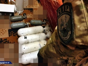 Policja udaremniła potencjalną tragedię. Mężczyzna planował wysadzić blok
