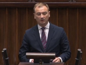[video] "Polskie kompleksy". Nitras ma pretensje do premiera, że ten nie wymienił w expose słowa… Niemcy 